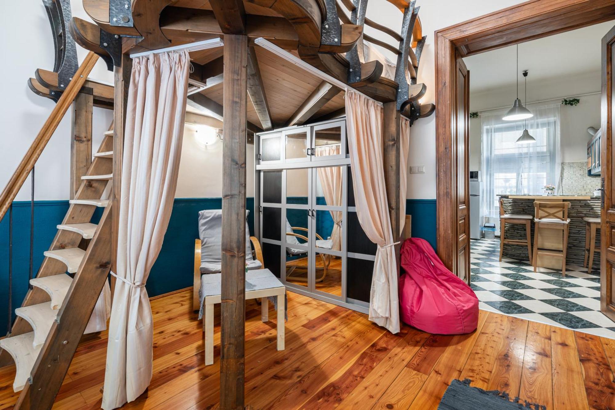 Castle Chainbridge Apartment Budapest Esterno foto